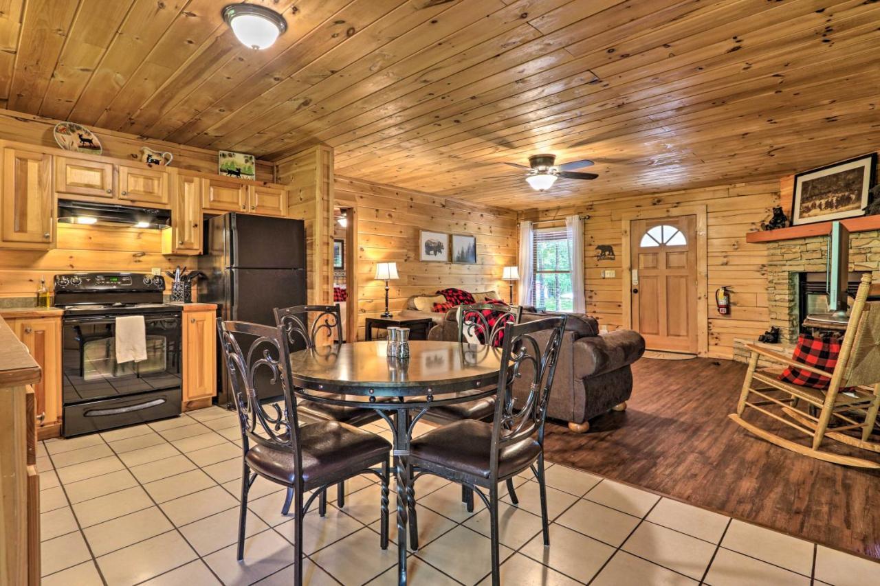 Cabin With Deck And Fireplace Less Than 3 Mi To Dollywood! Pigeon Forge Esterno foto